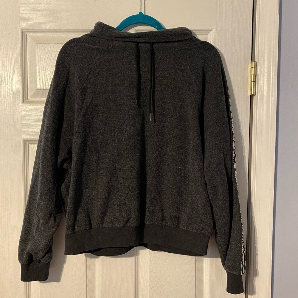 Victoria’s Secret PINK Gray Sweatshirt Size M
